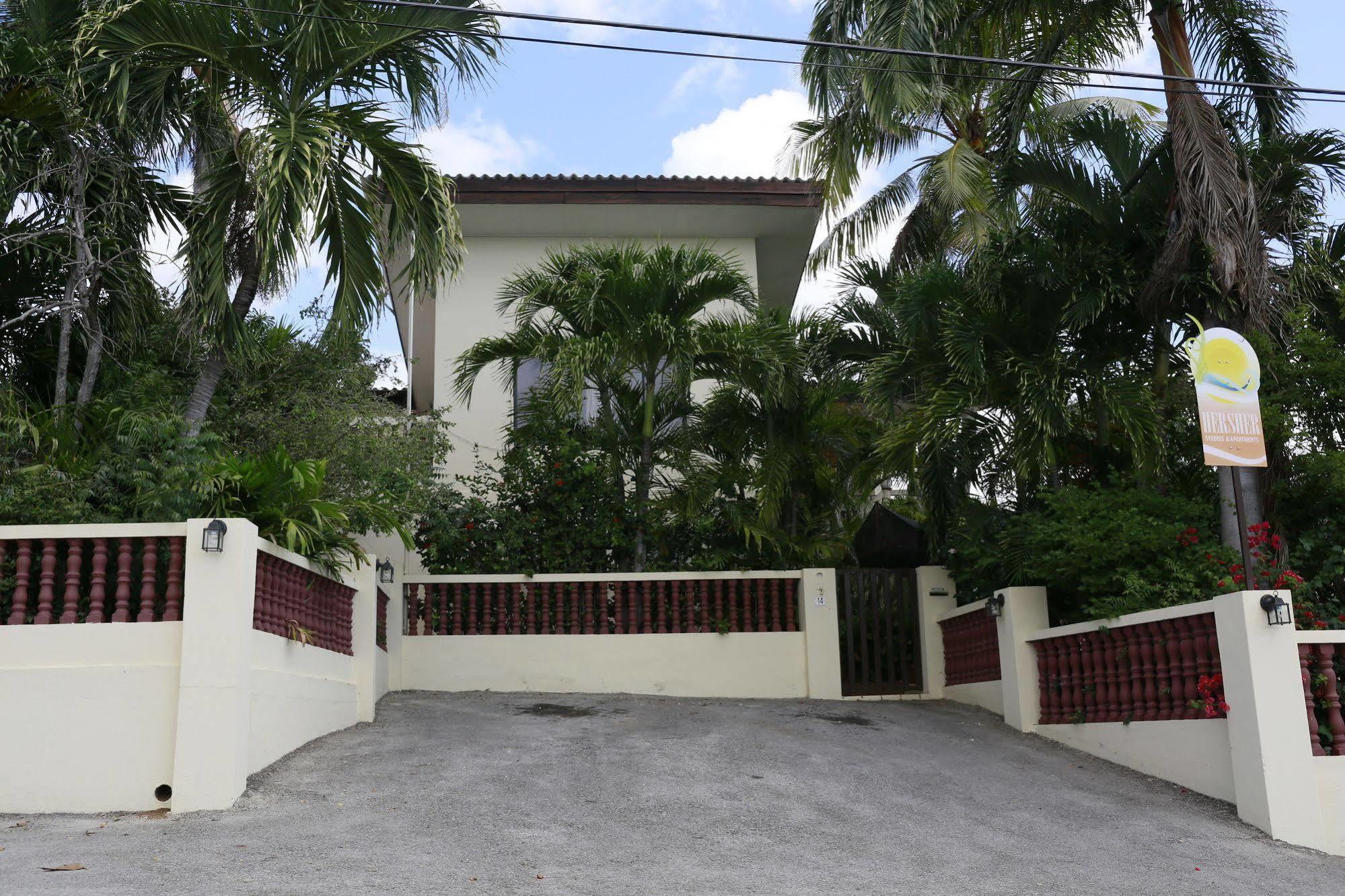 Hersher Studio'S & Apartments วิลเลมสตัด ภายนอก รูปภาพ